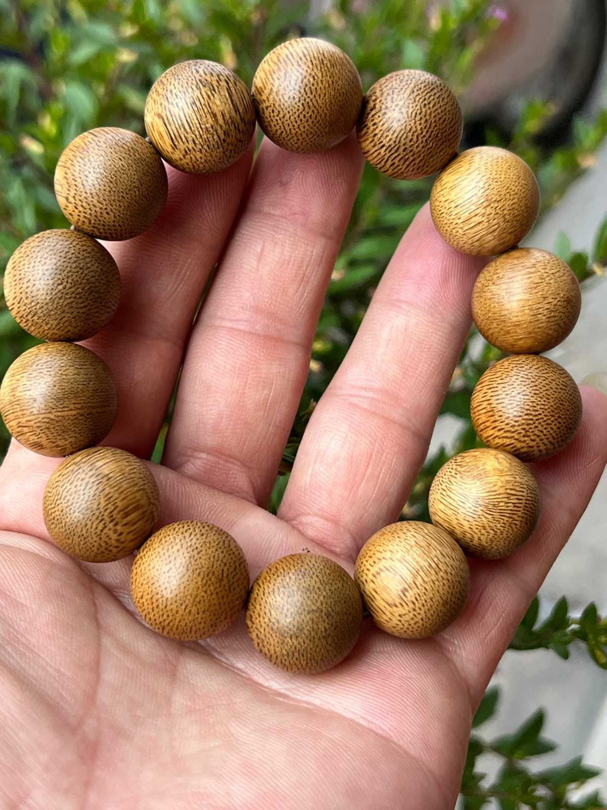 16mm Chinese Natural Agarwood Handmade Exquisite Bracelets 7027