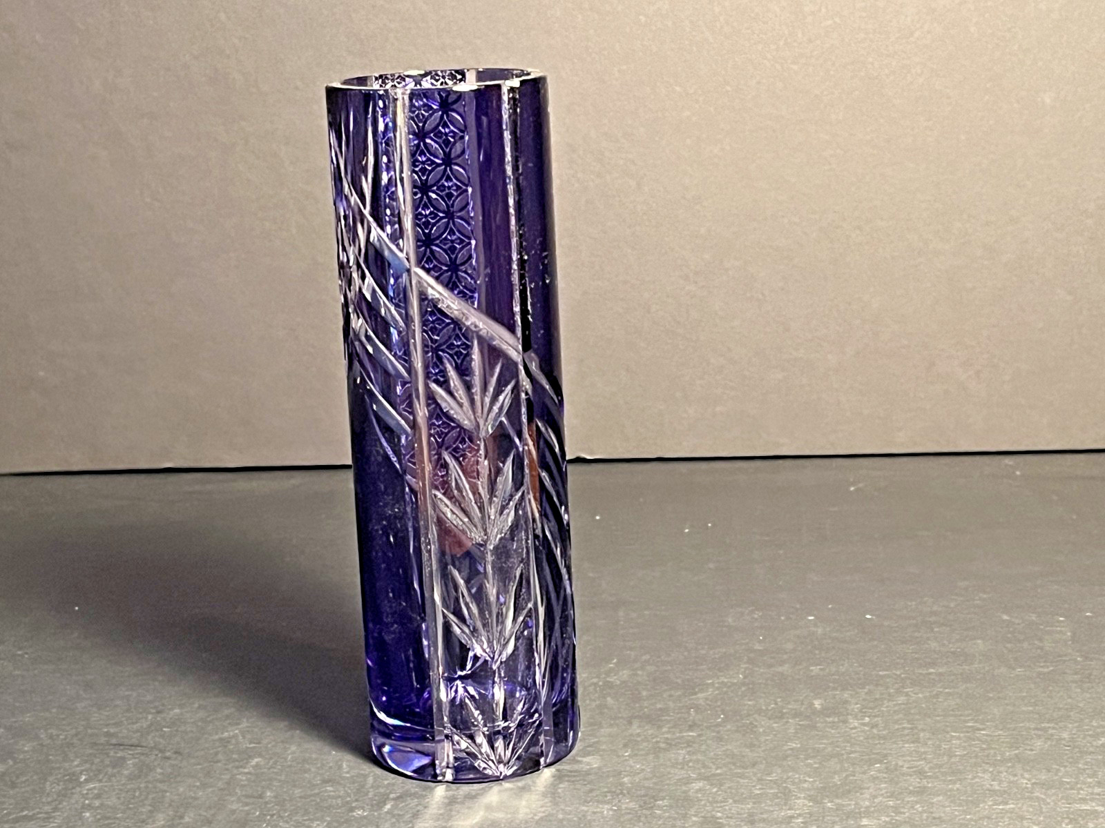 Edo Kiriko Kagami Crystal Purple Single Flower Vase Tetragonal Basket Weave