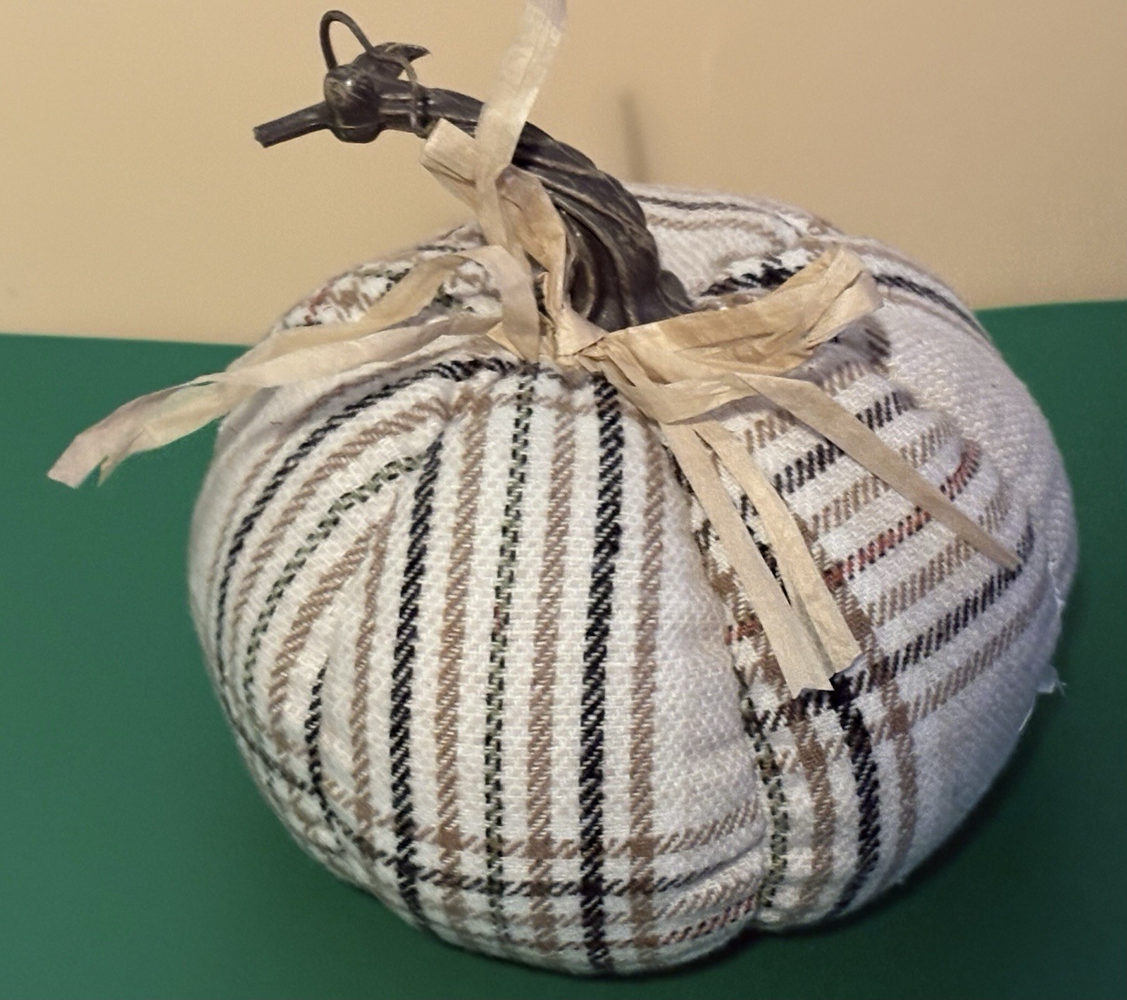 Plaid Soft Fabric Pumpkin Stuff With Cotton Use Thanksgiving Decor.