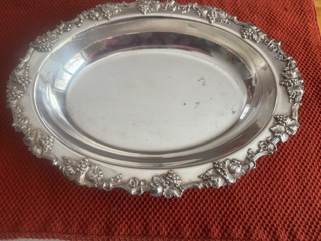 Vintage Sheffield Serving Co. Brooklyn NY 1723 Dish Grape 12x 9
