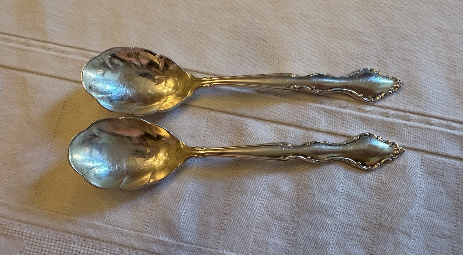 Vintage International Deep Silver Plate Scalloped Edge Sugar Spoons