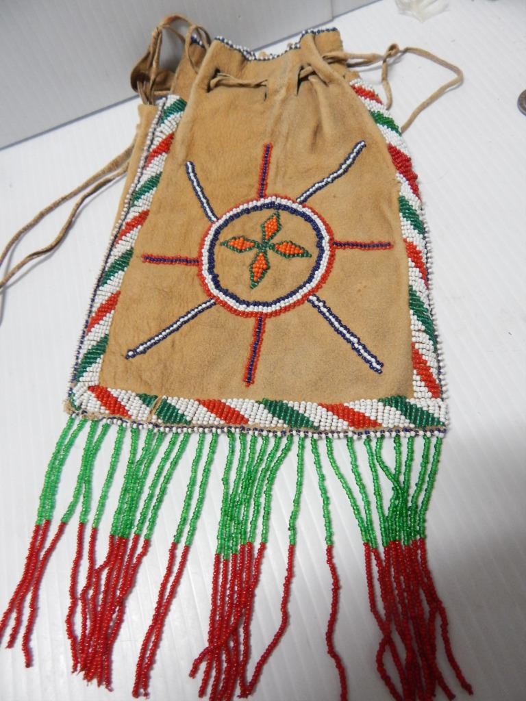ANTIQUE VINTAGE MESCALERO APACHE WOMEN’S BEADED DICE BAG / POUCH – CLEAN + NICE