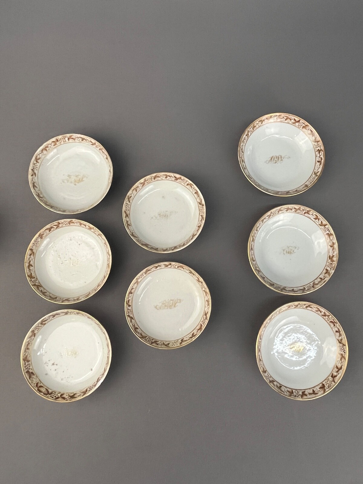 18 pc Chinese Export Porcelain Partial Tea Set Sepia Ivy w/Mono 18th Century
