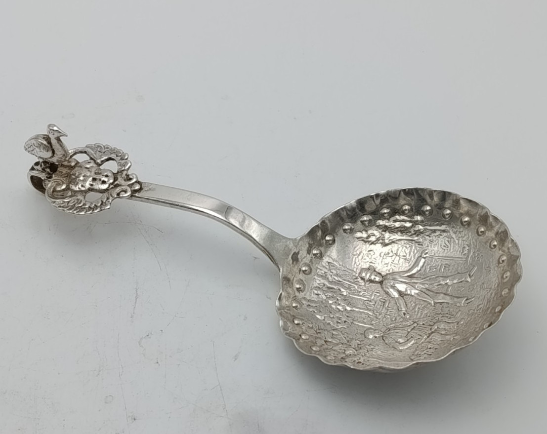 Antique 1902 London Hallmark Sterling Silver Dutch Tea Caddy Spoon 4.5 Inches