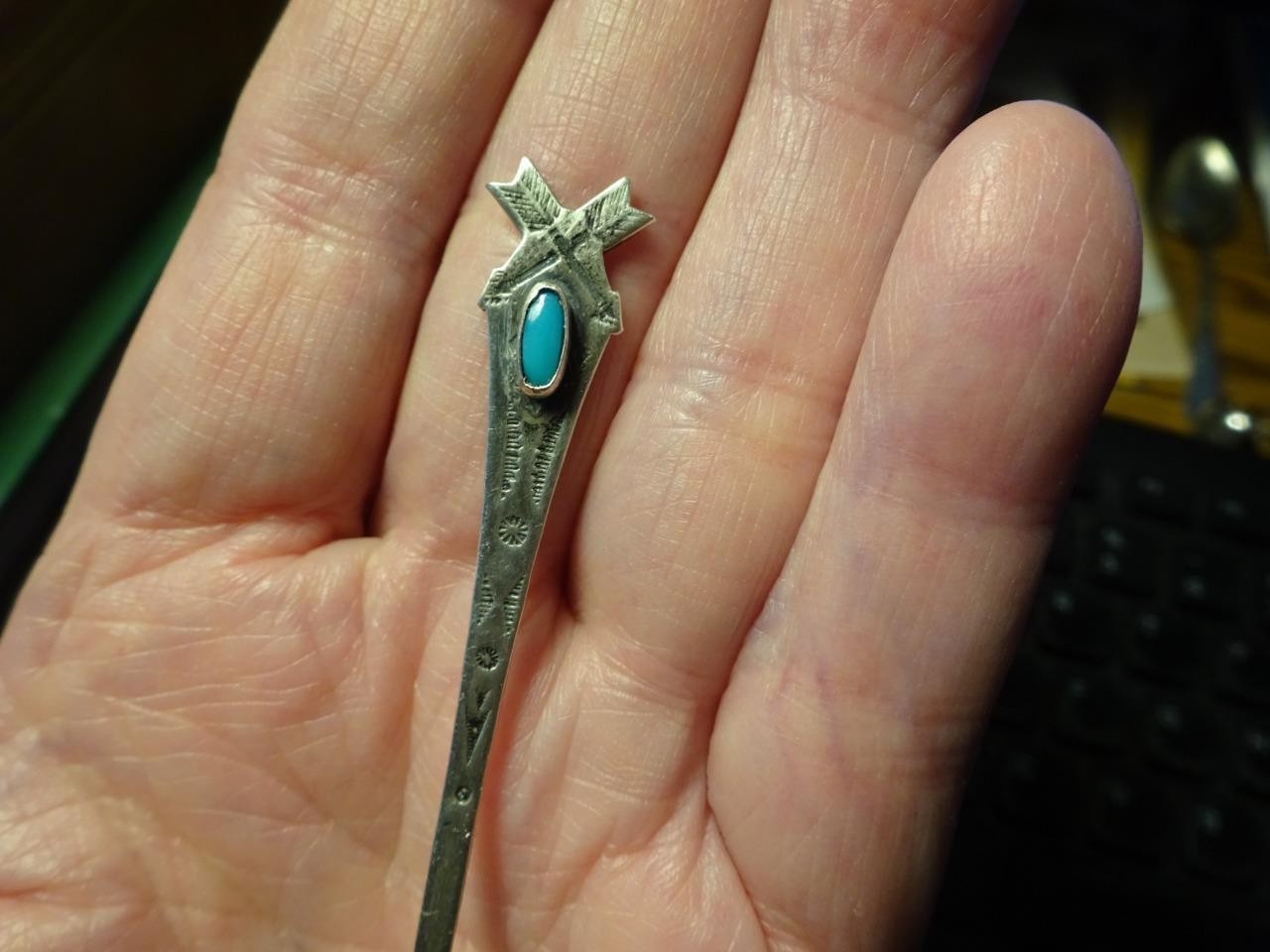 Antique NATIVE AMERICAN INDIAN “STERLING SILVER TURQUOISE SPOON” Crossed Arrows