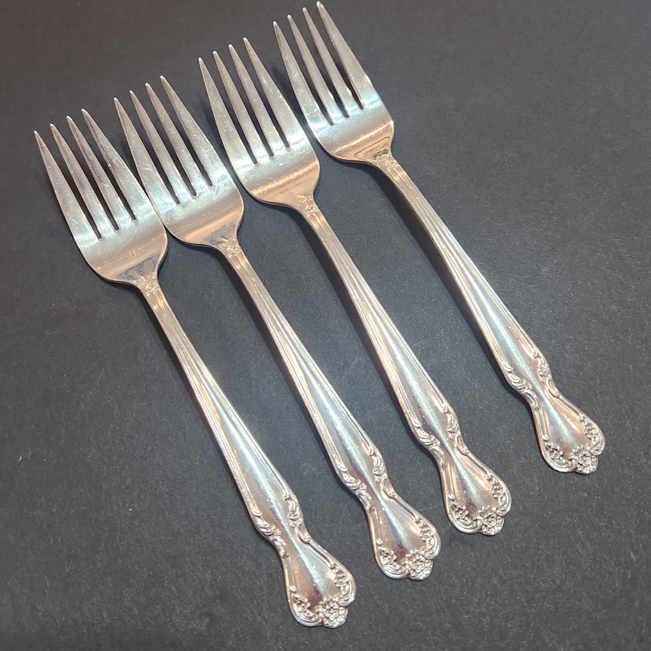 Rogers International Set of 4 Silverplate Daybreak Elegant Lady Salad Forks 6.75