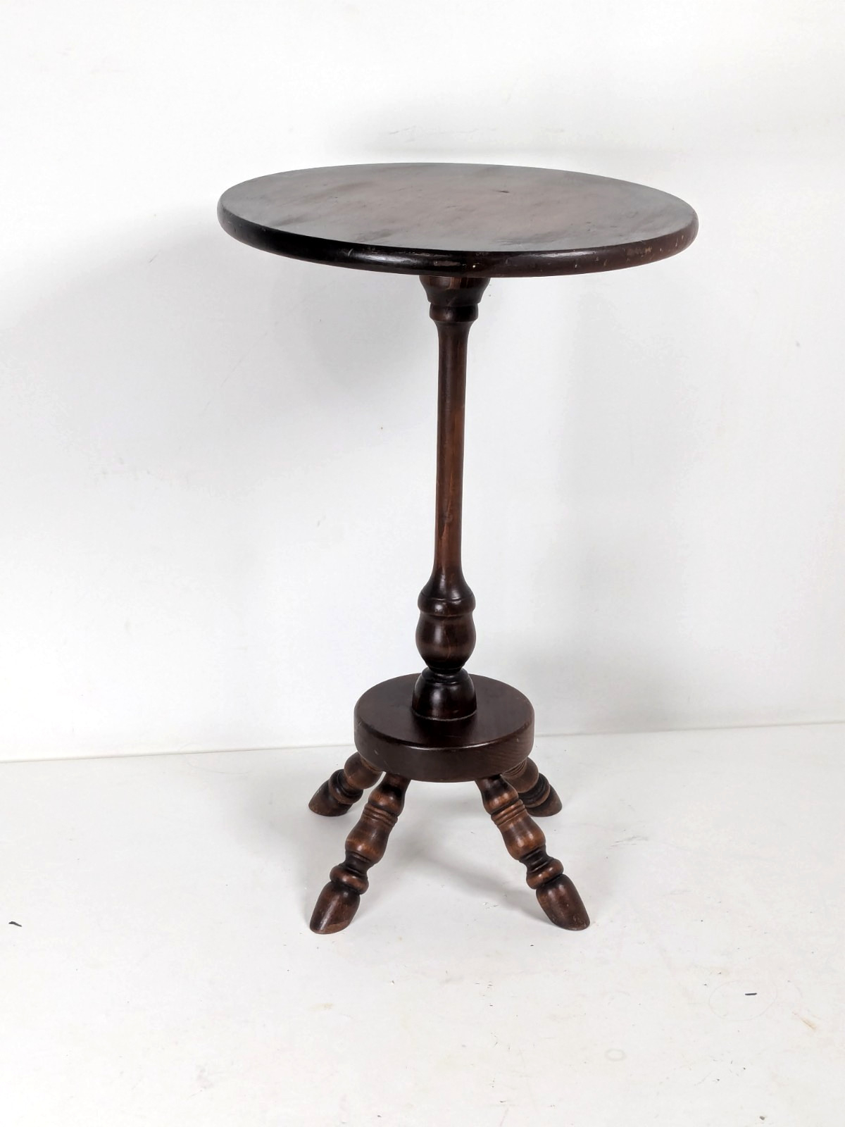 Solid Wood Stand Plant/Wine Candle Stick 22.5″ Vintage Pedestal Table