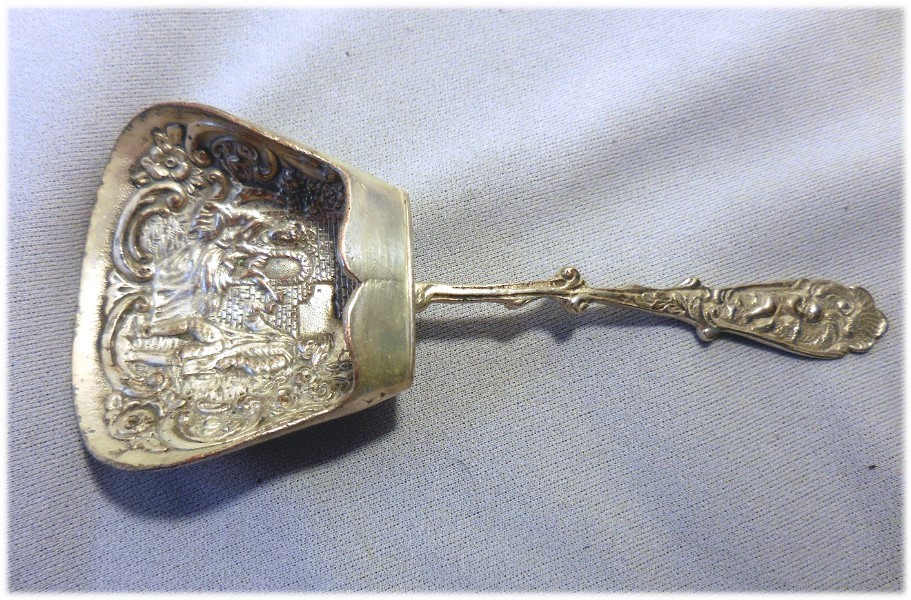 ANTIQUE SILVER VICTORIAN ORNATE SUGAR SPOON