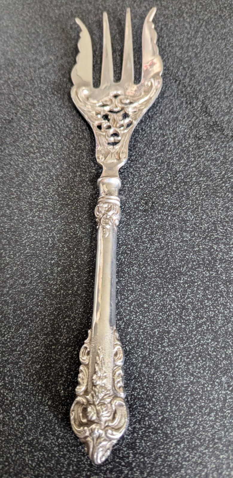 Vintage – 11″ Silverplated Ornate Serving Fork – Beautiful Details