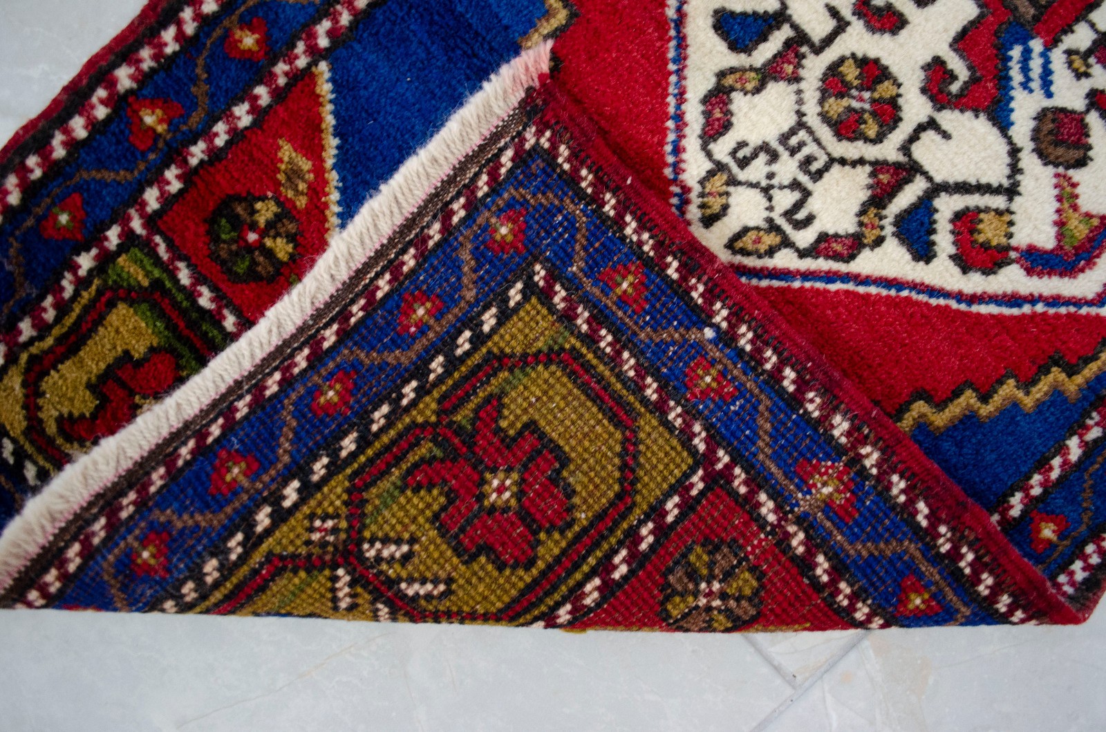 Vintage Turkish Rug Handmade Small Rug, Wool Door mat, Kitchen Rug, 2×4 ft apprx