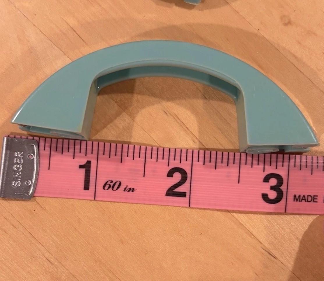 Set of 16 Mid Century Hollymade Vintage Plastic Drawer Pulls Cabinet Handles