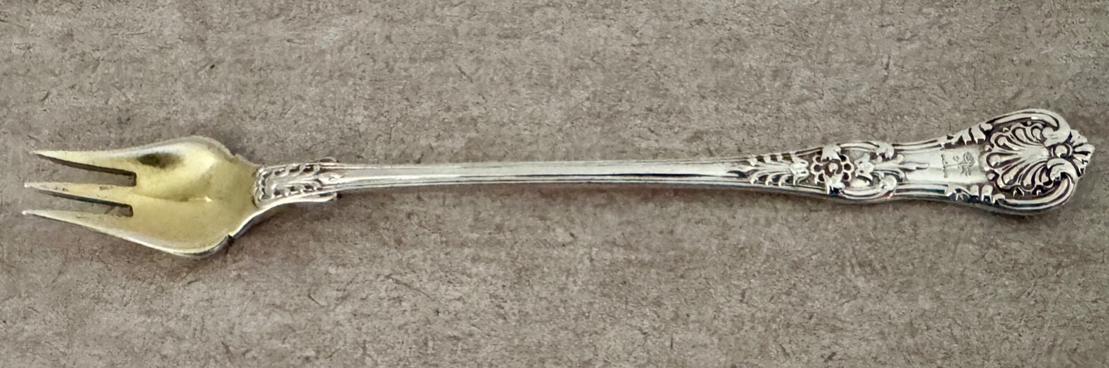 TIFFANY ENGLISH KING STERLING 6″ INDIVIDUAL SEAFOOD OR COCKTAIL FORK