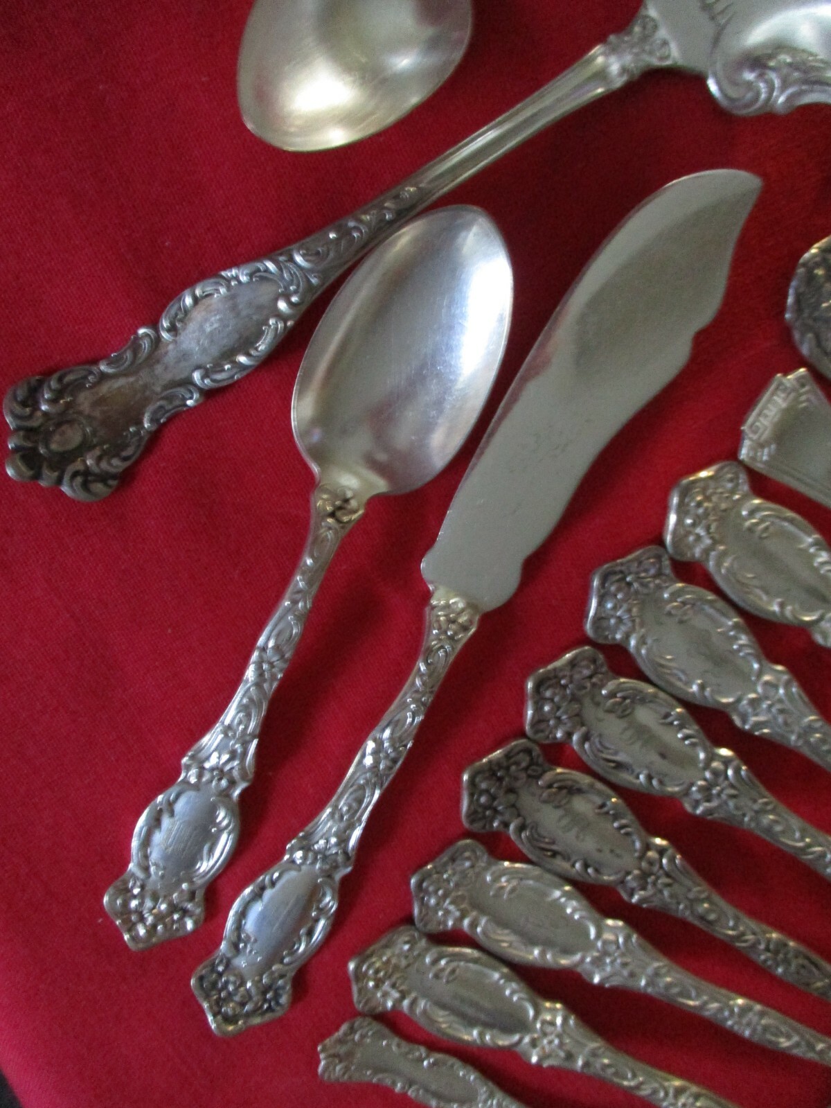 (30) Antique Silverplate Flatware/Serving Pieces, Mixed Lot #25