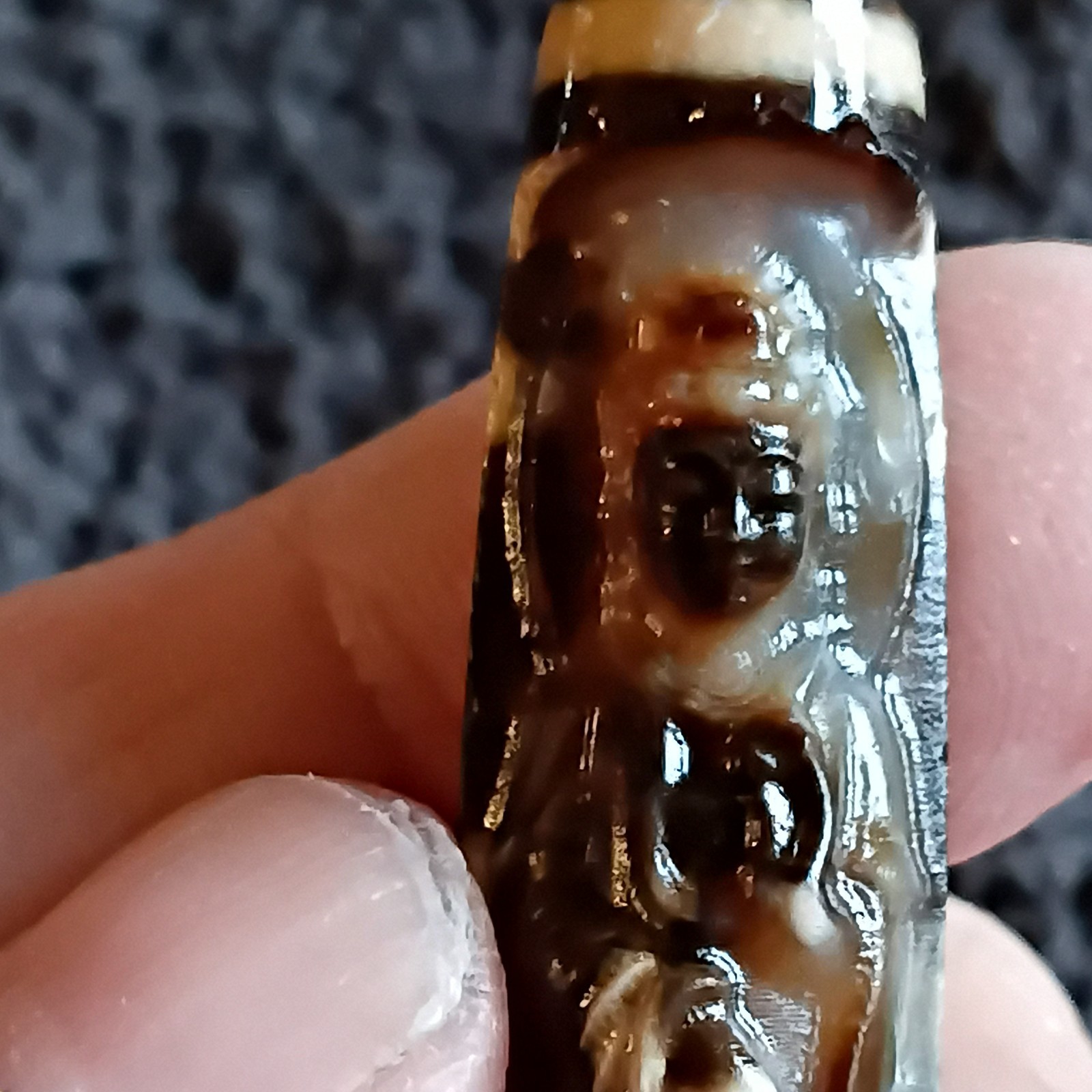 Tibetan Agate pre 1800s Rare Handcarved Kwan Yin 3 Eye Dzi Bead