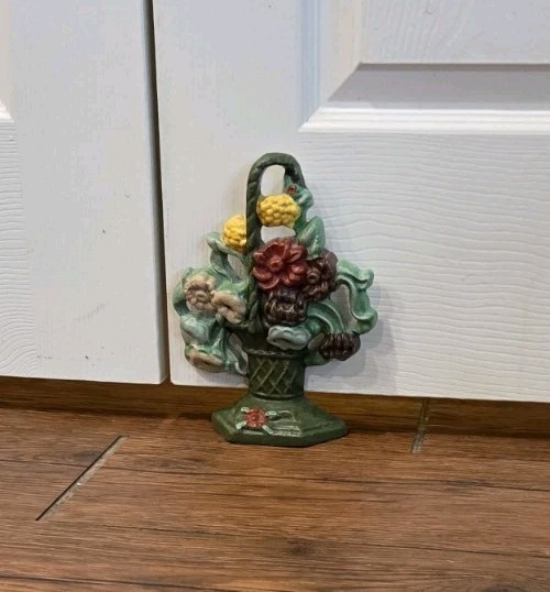 Antique Original Hubley #204 “Dahlias” Cast Iron Door Stop