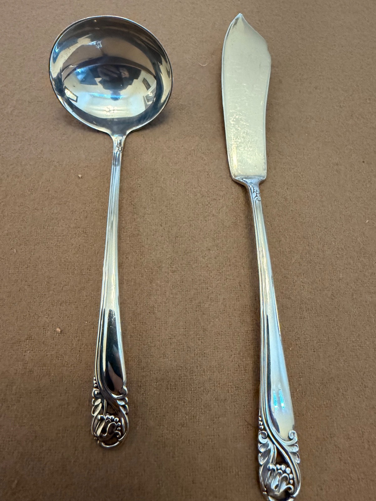 International Sterling “Spring Glory” Ladle & Butter Spreader Set – Sterling Sil