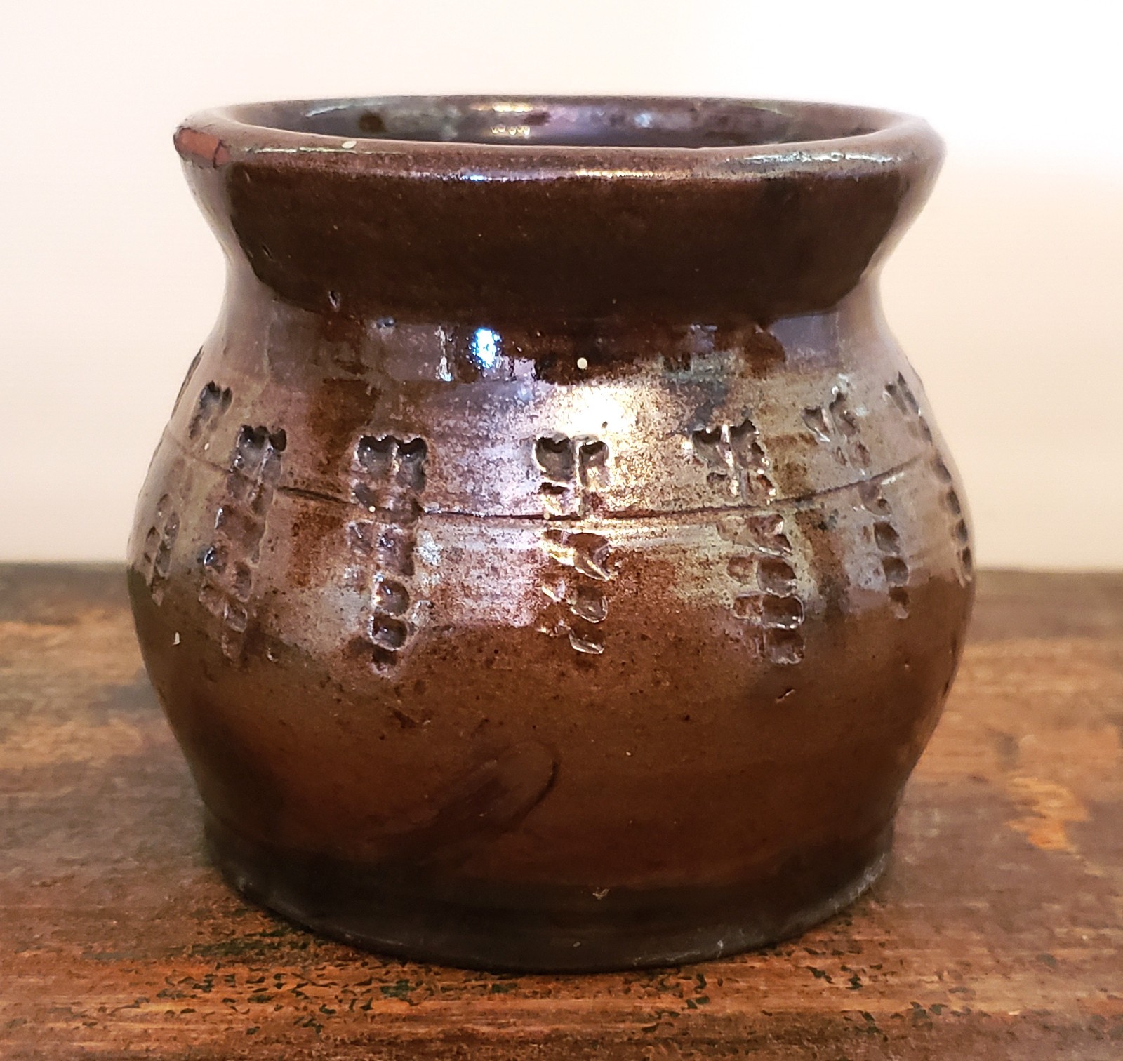 20TH Cent HENRY SCHOFIELD MD Coggle Decorated BROWN GLAZE REDWARE SUGAR BOWL