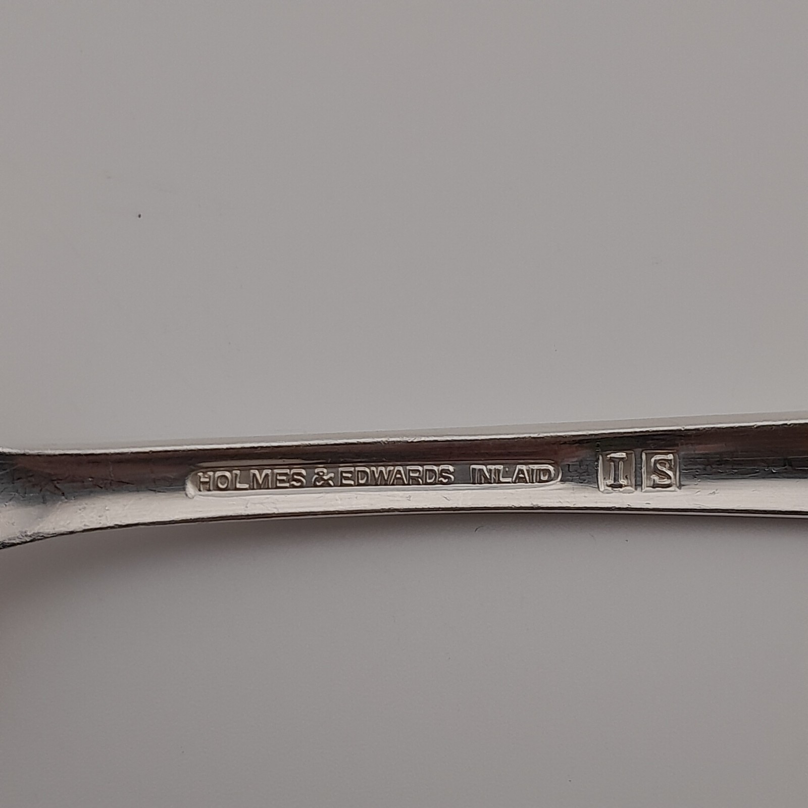 Vintage Holmes Edwards 1937 LOVELY LADY Silverplate Serving Spoon 8-1/2″