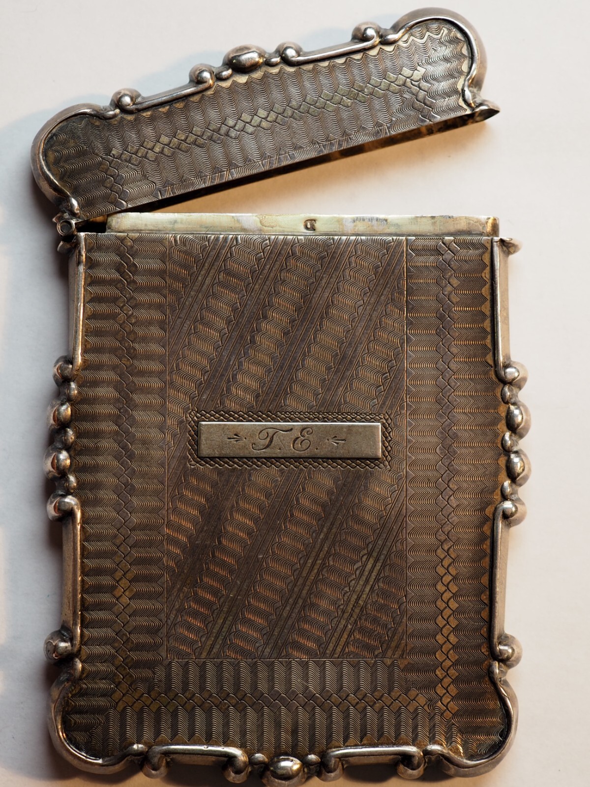 Exquisite Vintage Silver Business Card Holder – Beautiful Geometric Patterns!