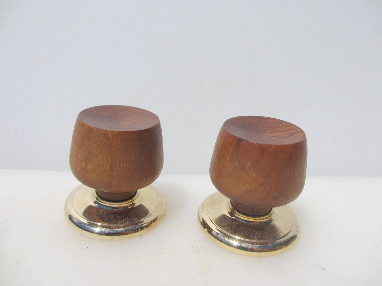 Retro Wooden Door Knobs Handles Gold Plates OId Wood Cupboard – New Old Stock