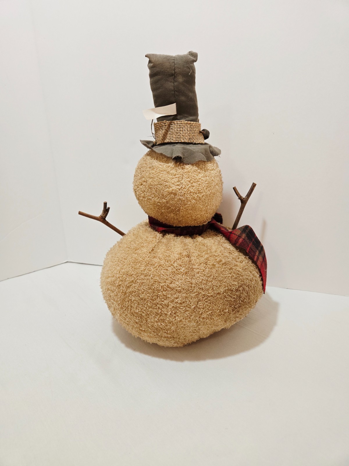 Grubby Primitive 13.75-Inch-Tall Chubby Fabric Winter Christmas Snowman