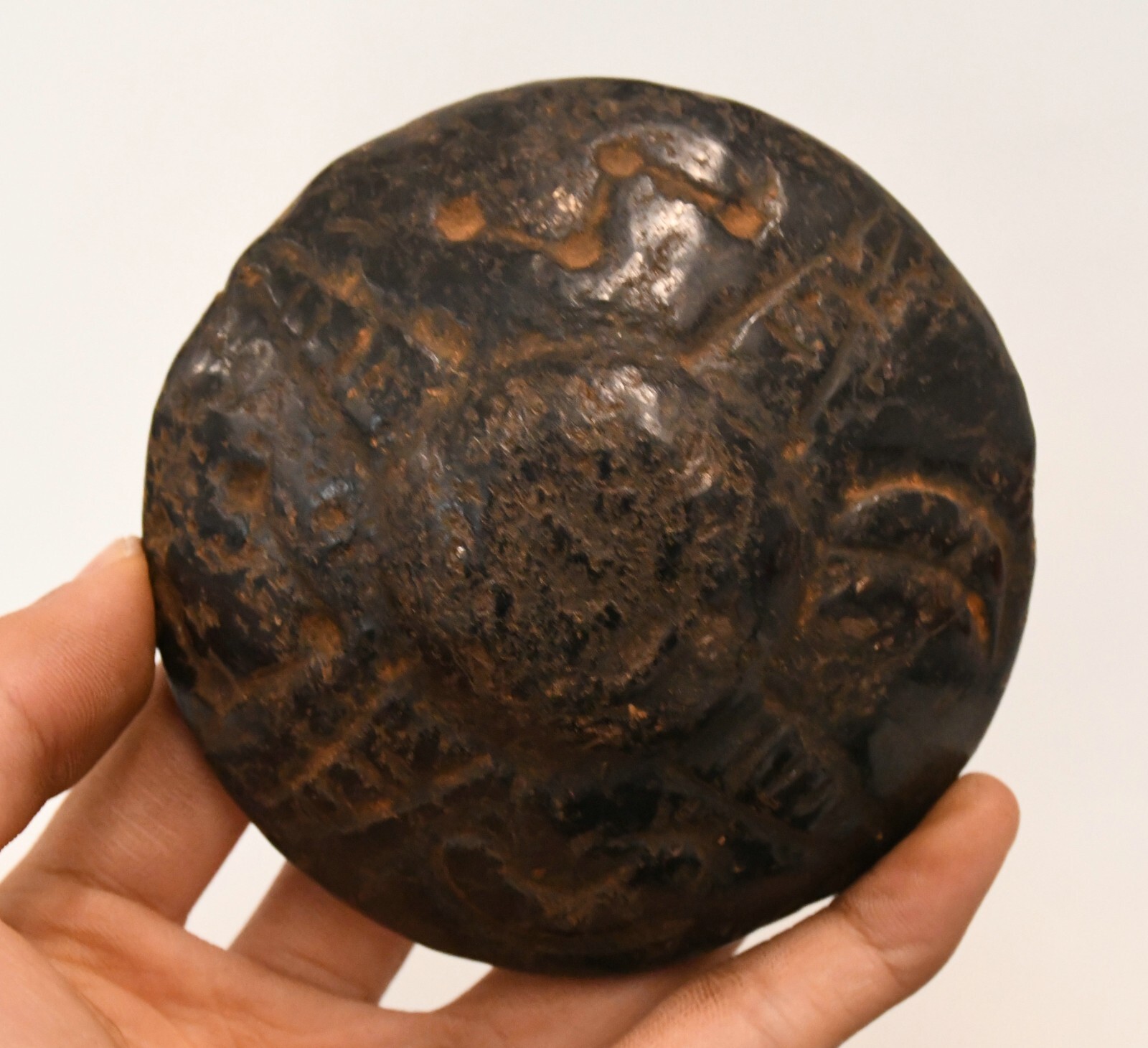 10CM Hongshan Culture Meteorite Carved Exorcism Totem Flying Saucer UFO Statue