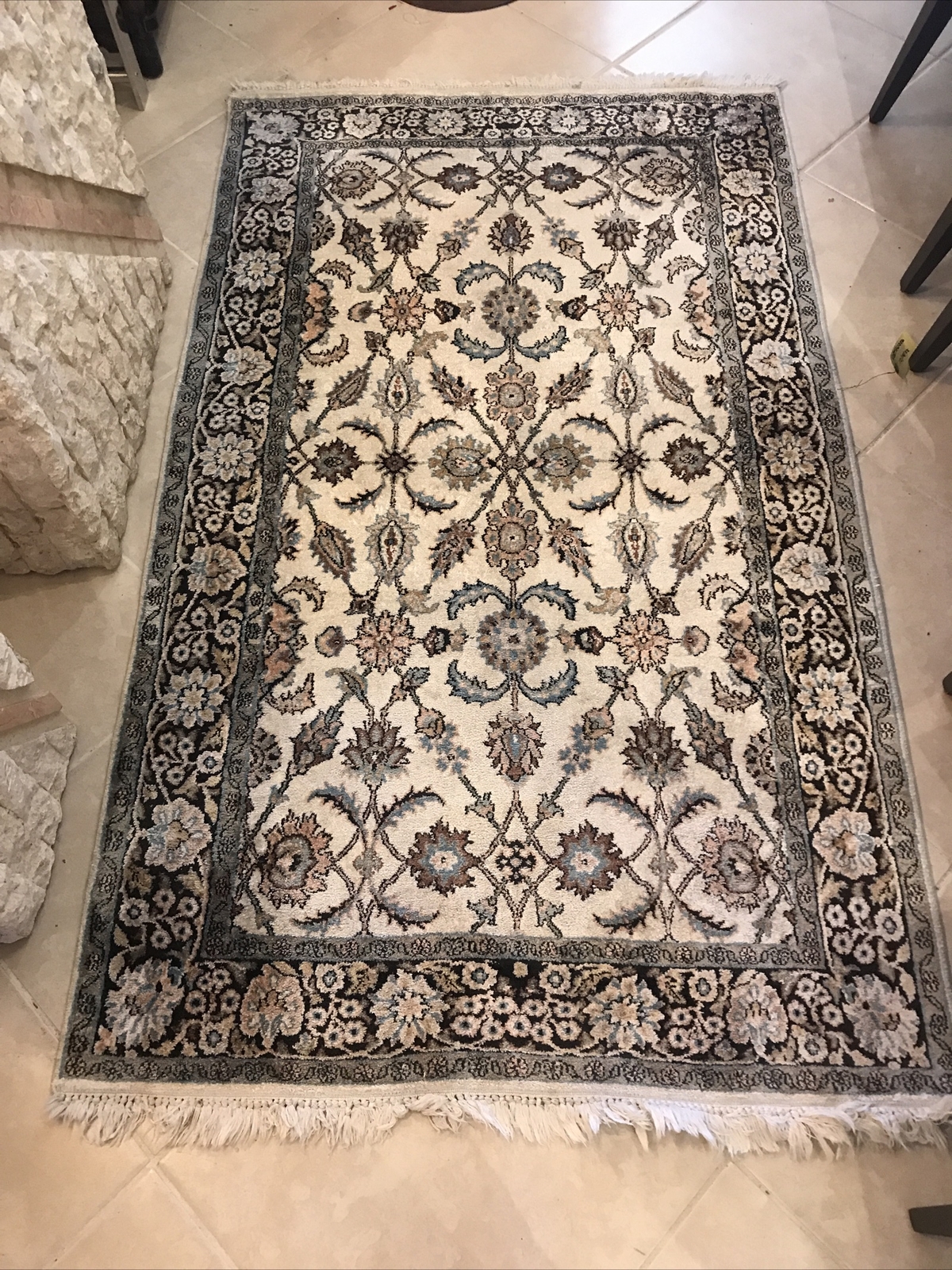 Oriental Rug Handmade Whites, blues 65”x 38” Just cleaned Gorgeous