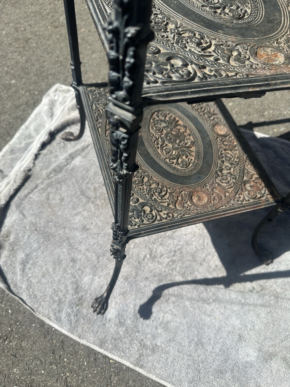 1830s German cast-iron table fairy Luster theme gargoyle clawfoot