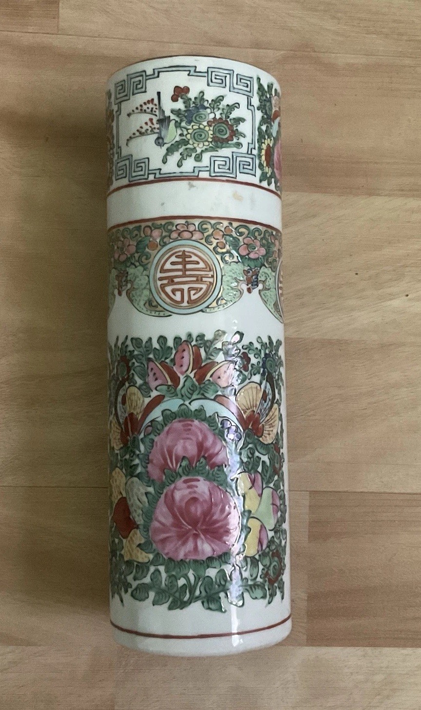 Chinese Export Antique Vase 9.5” Hand Painted Rose Medallion Porcelain c1899