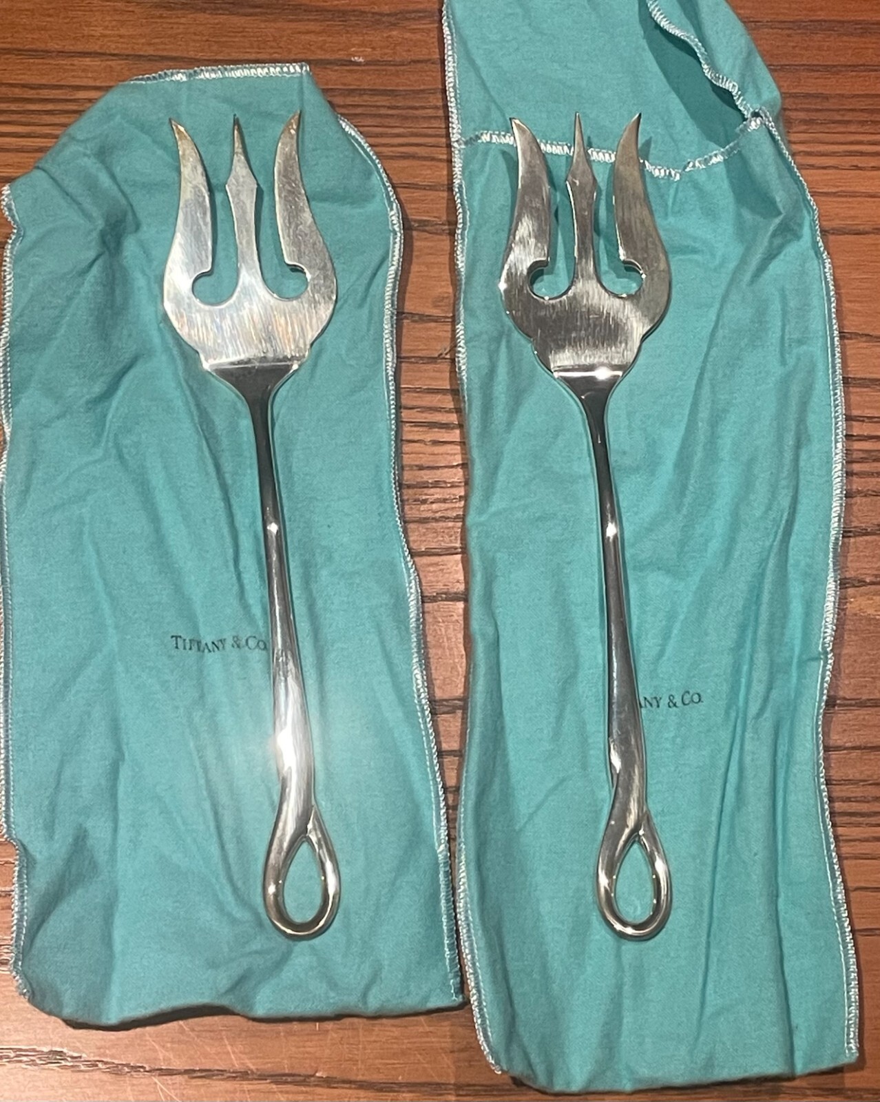 Tiffany & Co Padova Silver Fish Serving Fork 11.5″ long – Discontinued (2)