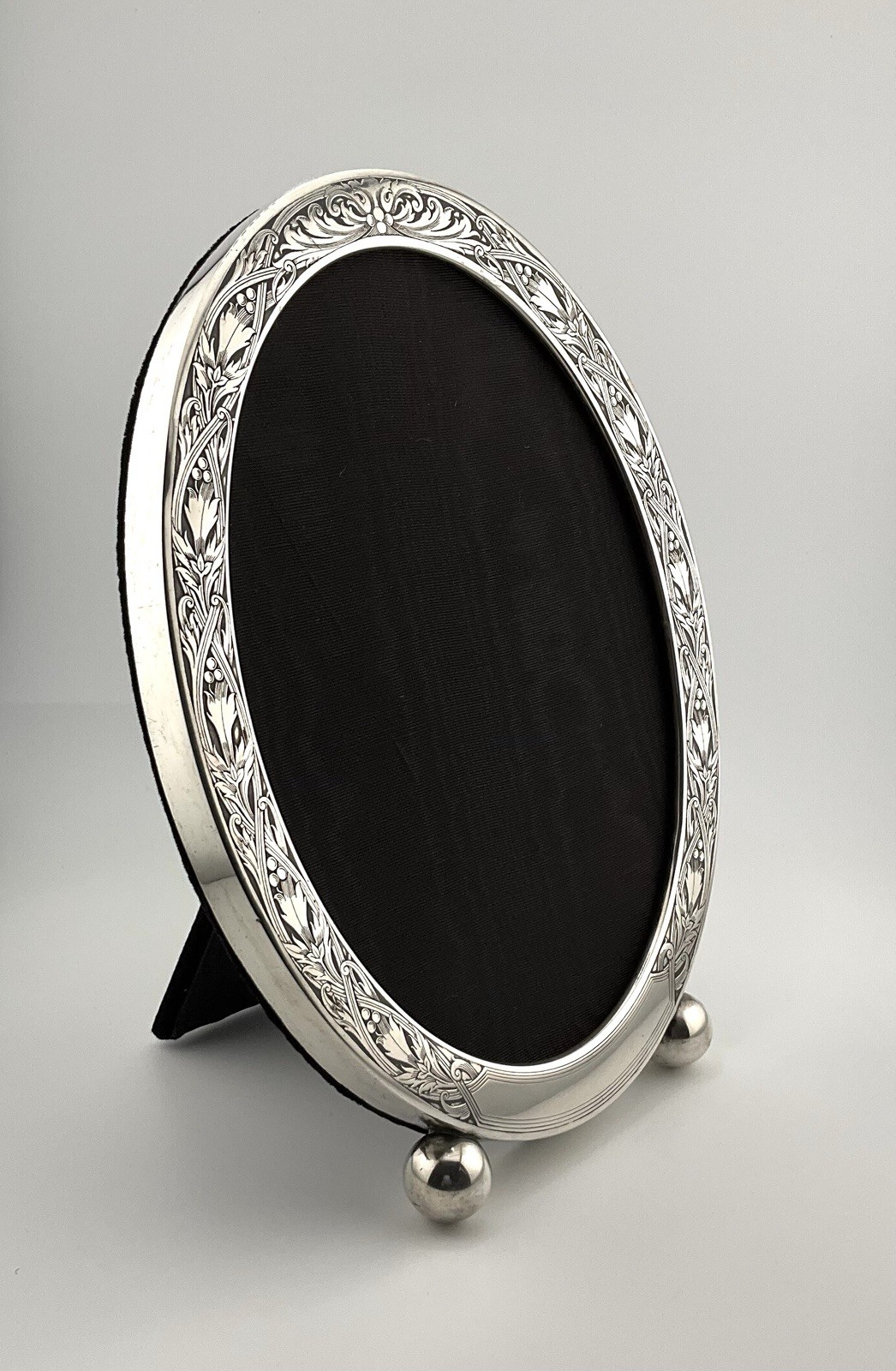 Antique Sterling Silver Wm. Kerr 10 1/2” Engraved Oval Photograph Frame
