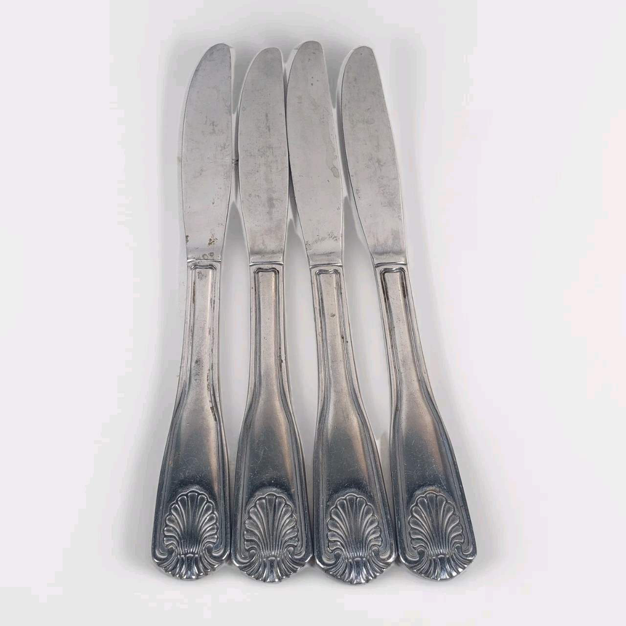 International Silver Co. Fiddle Shell Dinner Knives Set Of 4