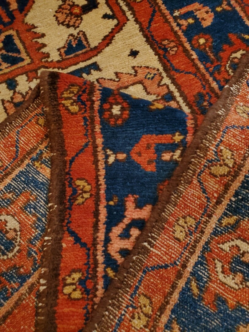 Regal Red Beige & Navy runner, Multi-Medallion – 2’8″ x 9’5″