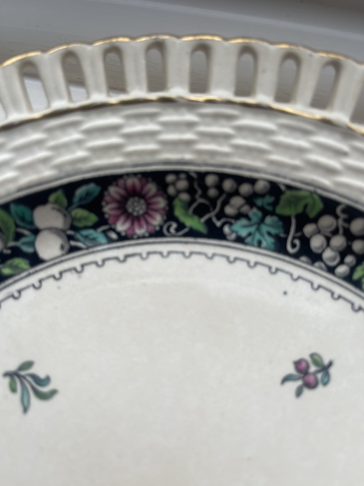 DECORATIVE MINTON EPPING FRUIT CERAMIC RIBBON CABINET PLATE C 1879