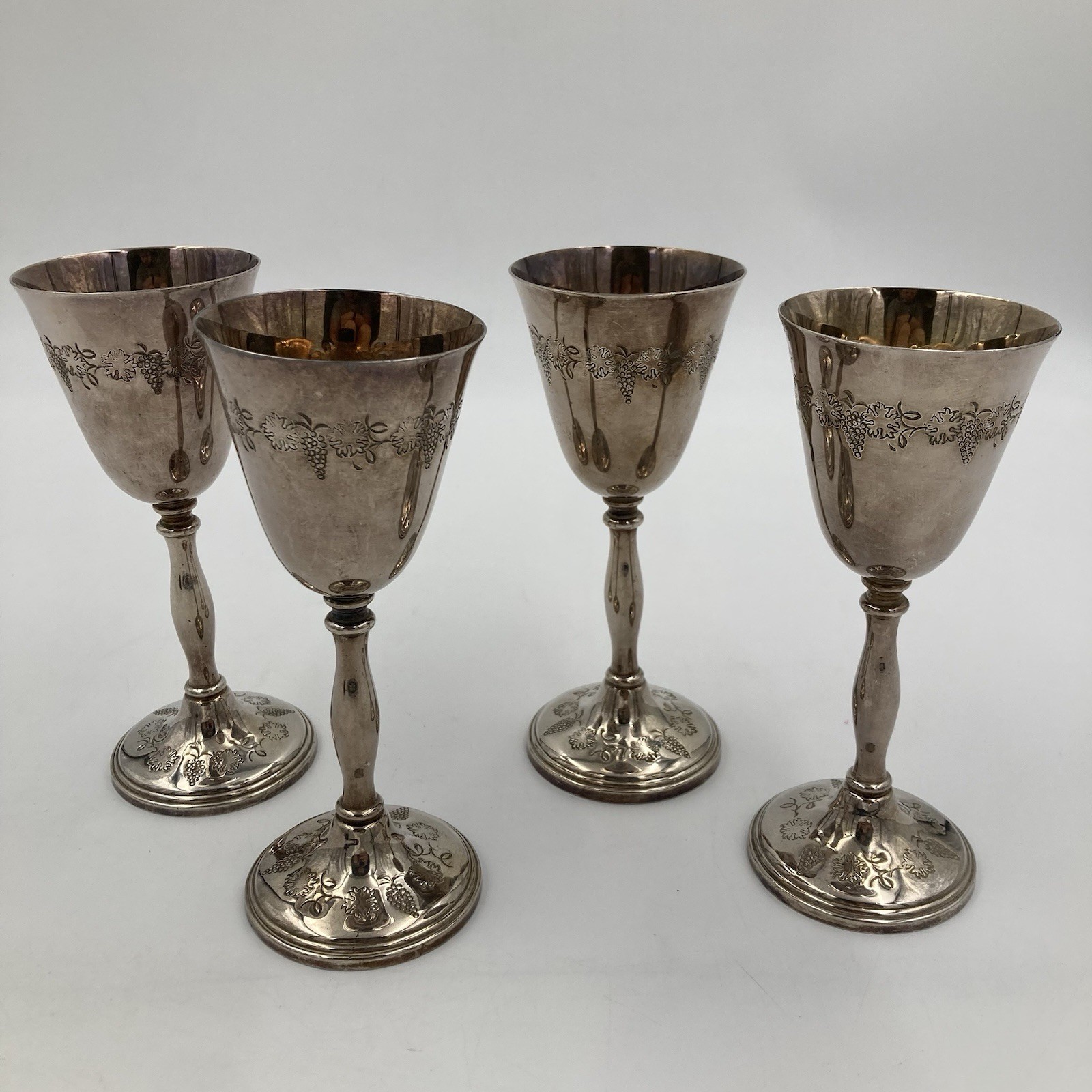 Harrods Silver Plated Goblets x4 by Cavalier England Grape Design Vintage