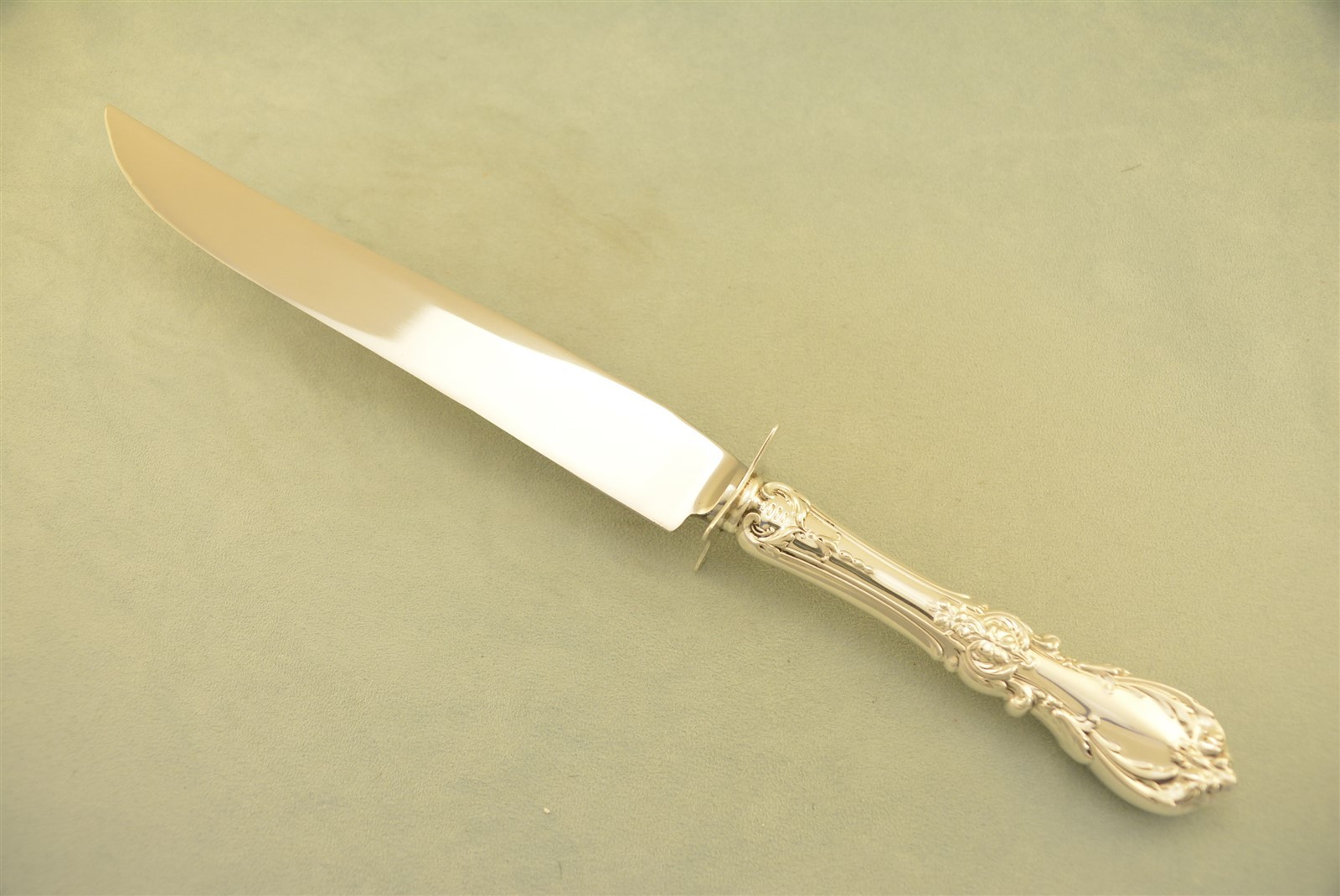 Reed & Barton Burgundy Sterling Silver 15-1/2″ HH Carving Knife No Monogram