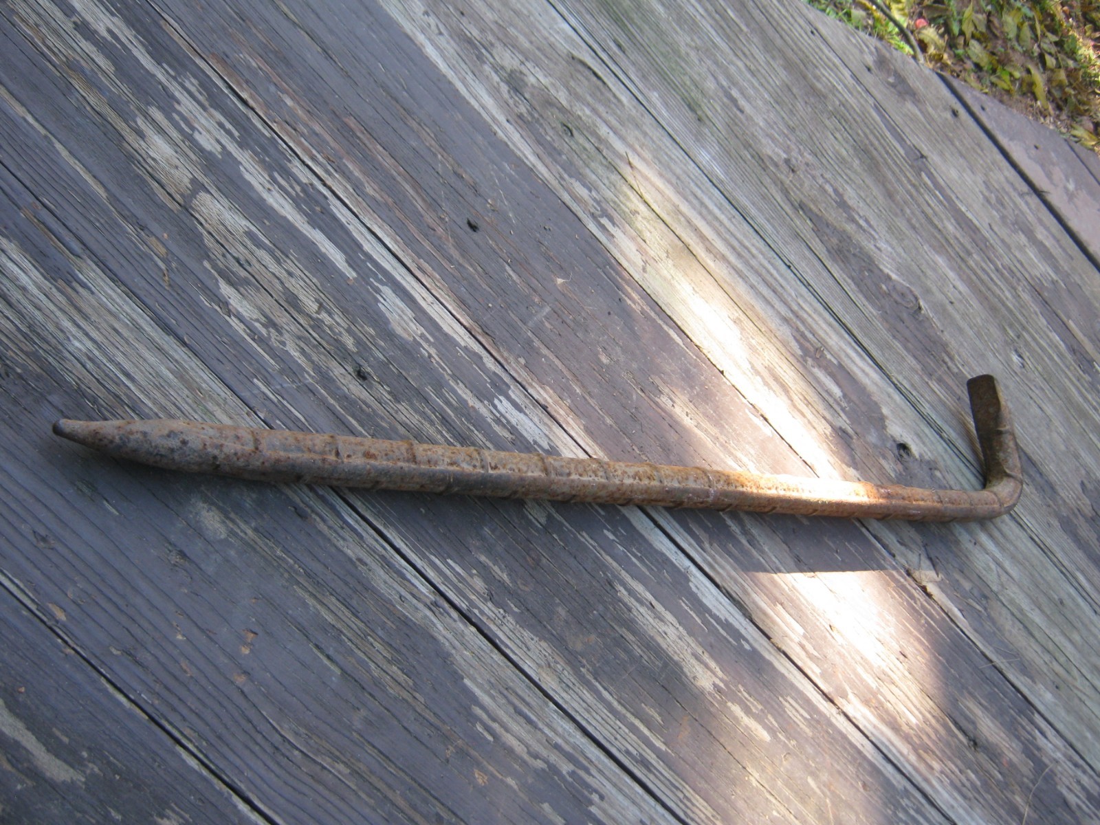 29 3/4″ Antique Hand Forged Fancy Heavy Duty Bar (no idea what this bar for ??)