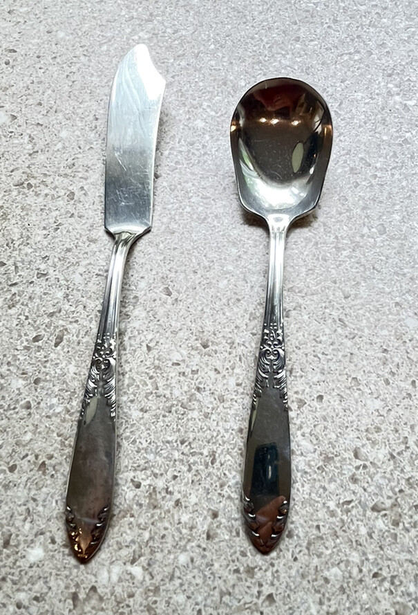 F246~ National Silver Silverplate King Edward Butter Knife & Sugar Spoon 1936