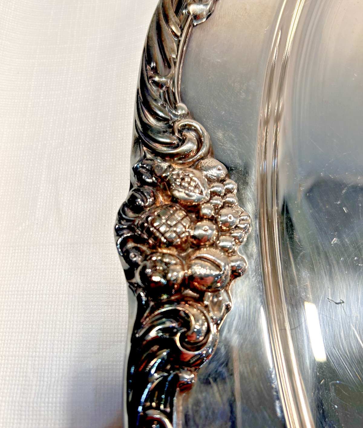 King Francis 1676 Pattern Reed and Barton 19″ Silverplate Oval Platter Vintage