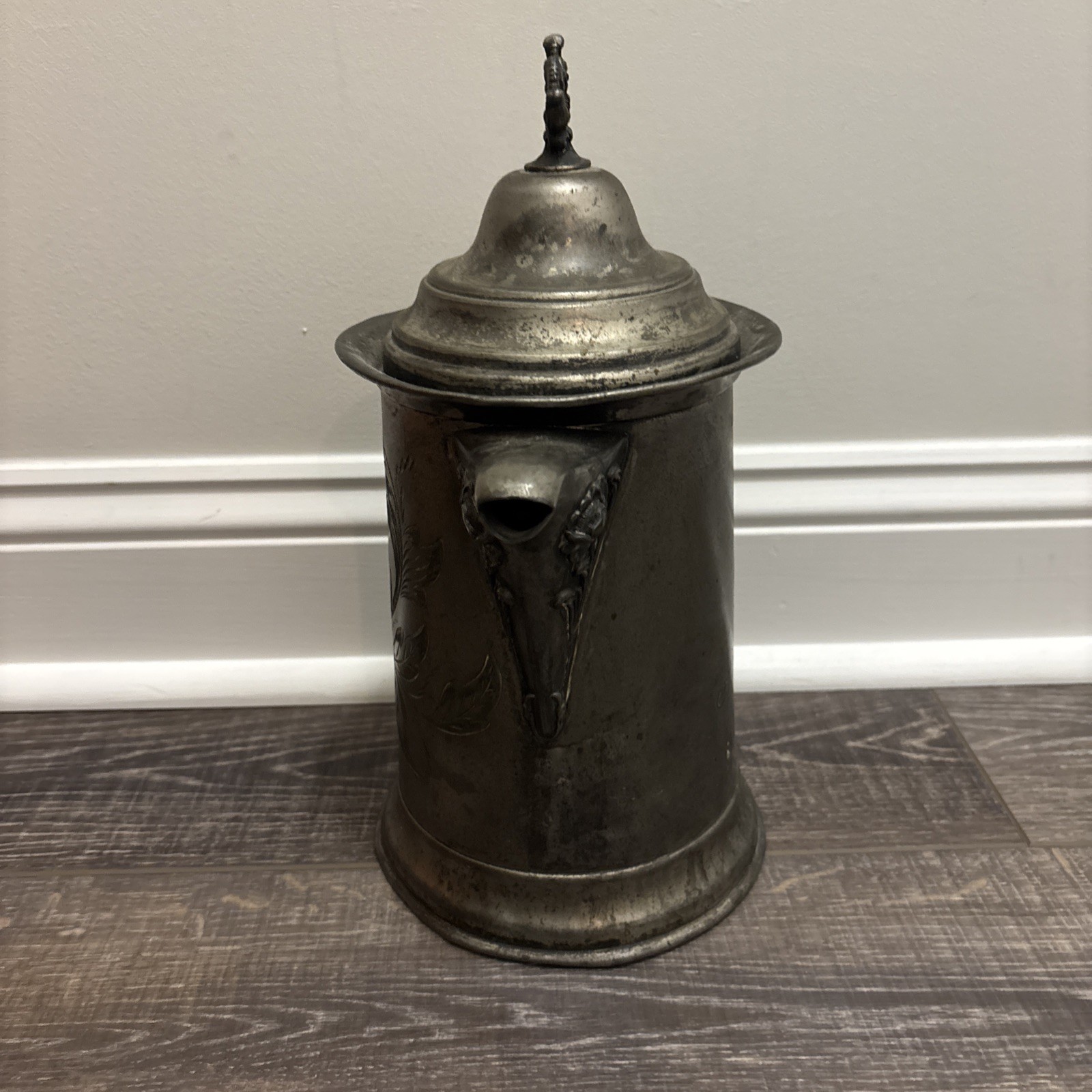 Vtg Made In USA Sheffield Plate Silver 1016 (Pewter?) water pitcher Ornate Rose