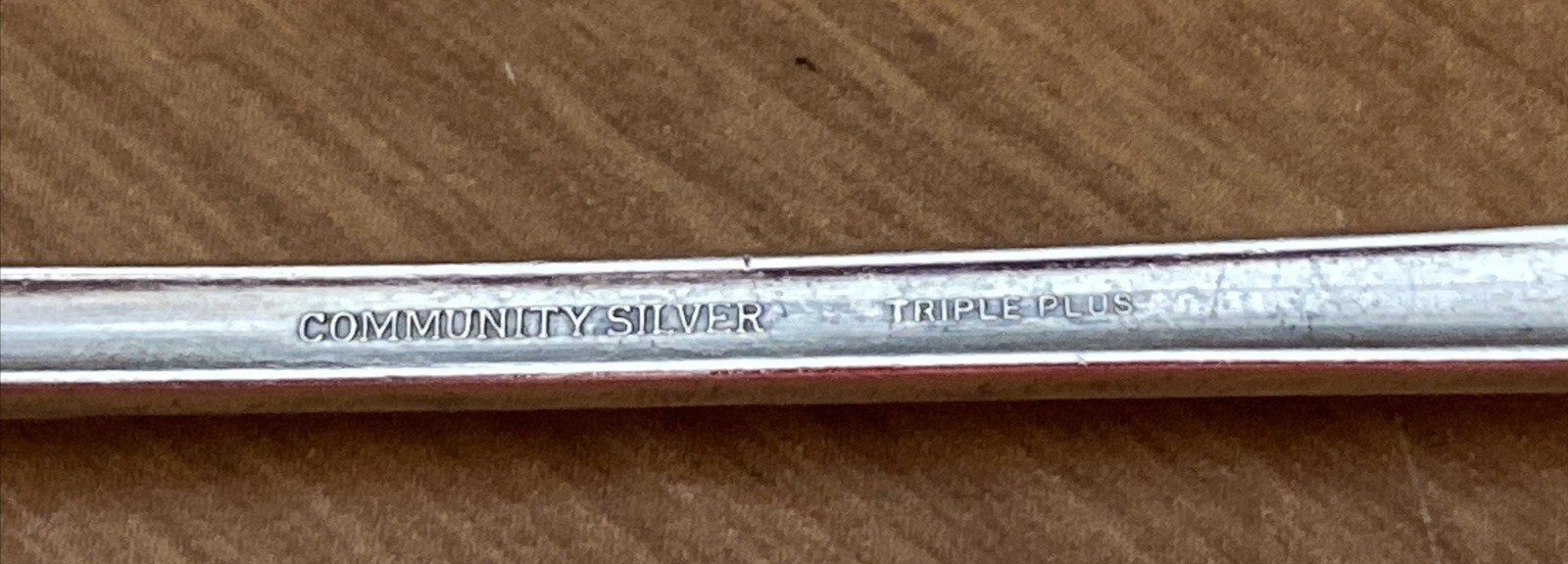 Oneida Community Silver Triple Plus, Sheraton, cocktail/seafood fork, 6.5”
