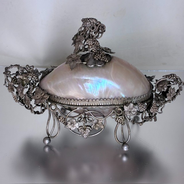 SALE 10 1/2″ Antique French Palais Royal MOP Mother of Pearl Casket Grape Vines