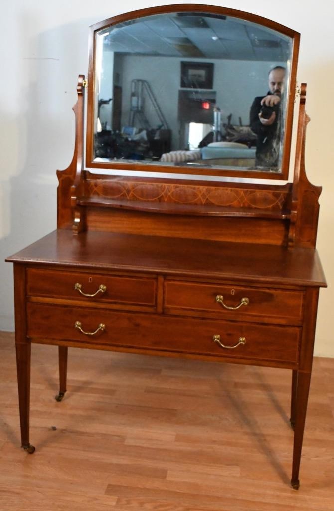 1900s Antique Maple & CO English Hepplewhite Mahogany ladies Vanity and mirror