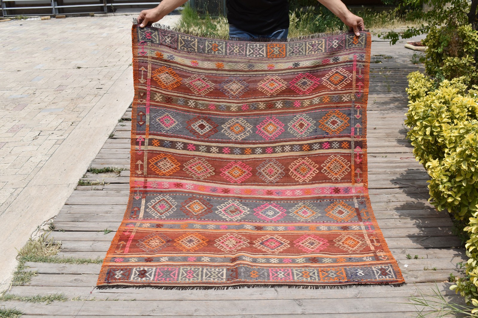 Turkish Kilim Handwoven 4’x5′ Cicim Kilim Natural Wool Vintage Rug 132x164cm