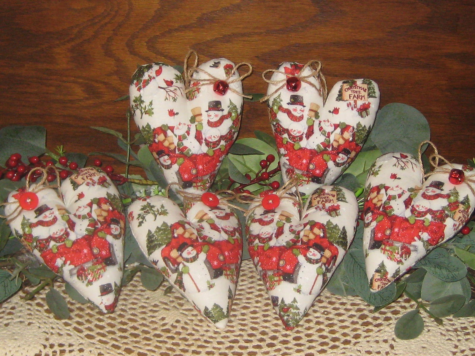 Country Christmas Farmhouse 6 Snowmen Red Trucks Hearts Ornaments Wreath Accents