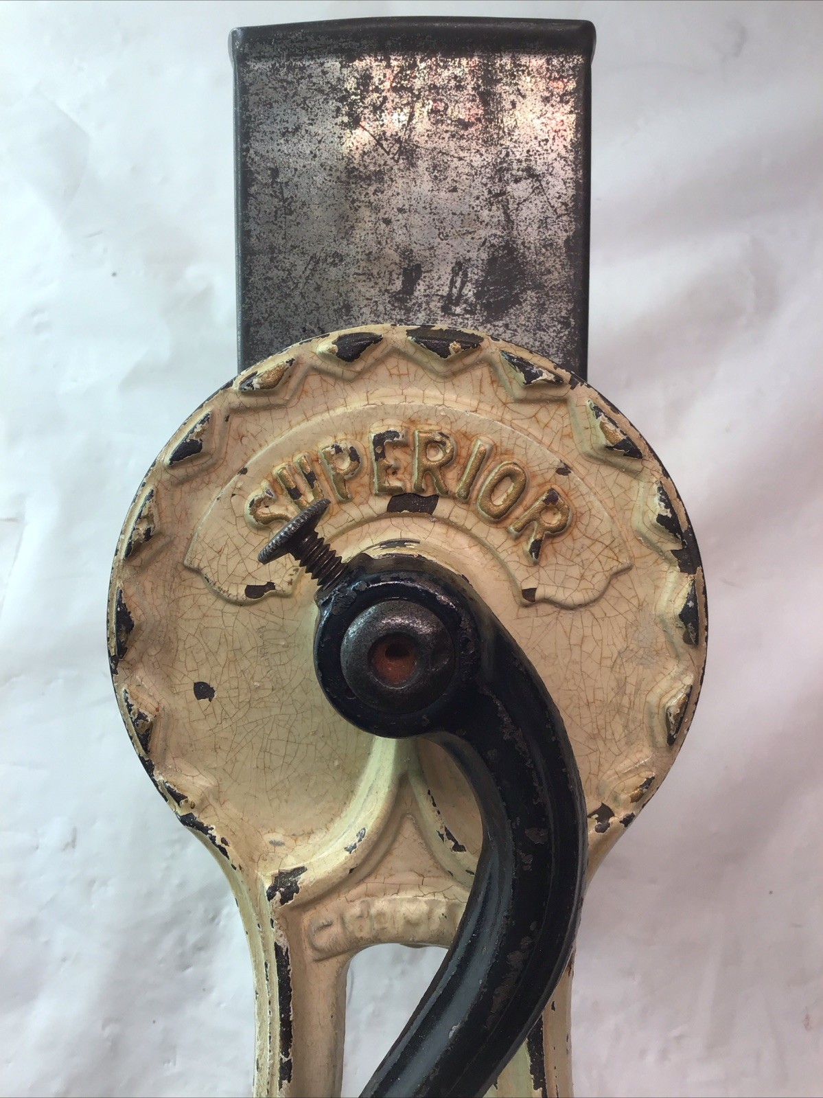 MEAT GRINDER/VEGETABLE MINCER GERMANY SUPERIOR BRAND VINTAGE HAND CRANK IRON