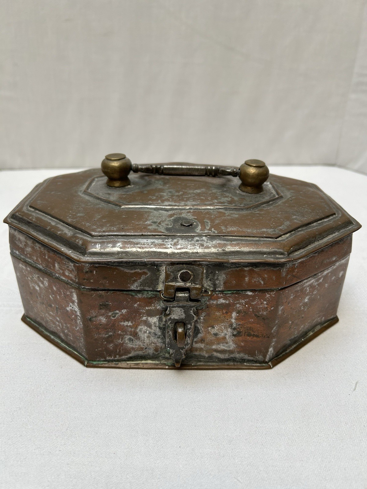 Antique Angl-Indian Copper Dressing Box-c. 1960 Colonial Vanity Case w Inserts