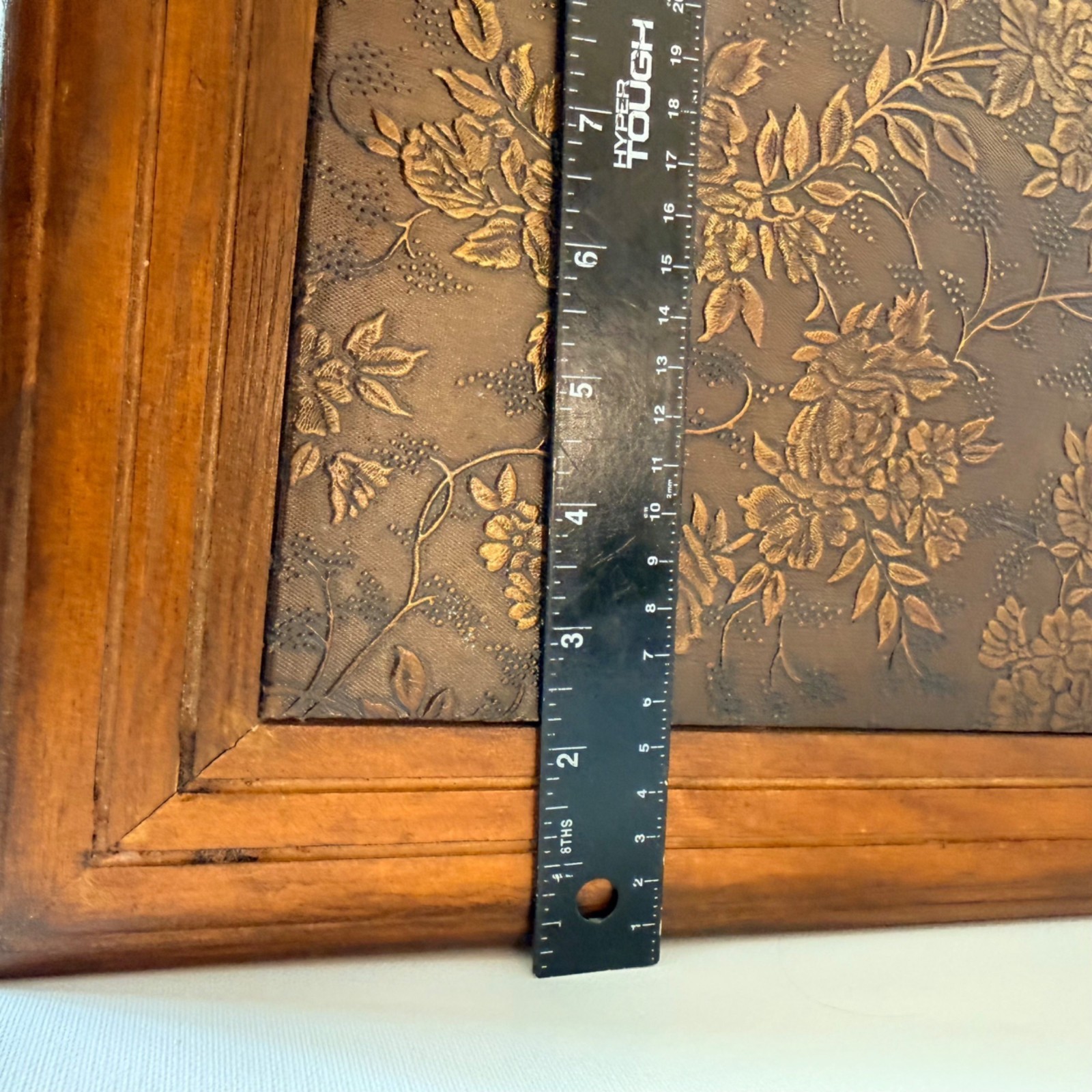 French Regency Florentine Side Table VTG Wood Metal Metal Embossed Plant Stand