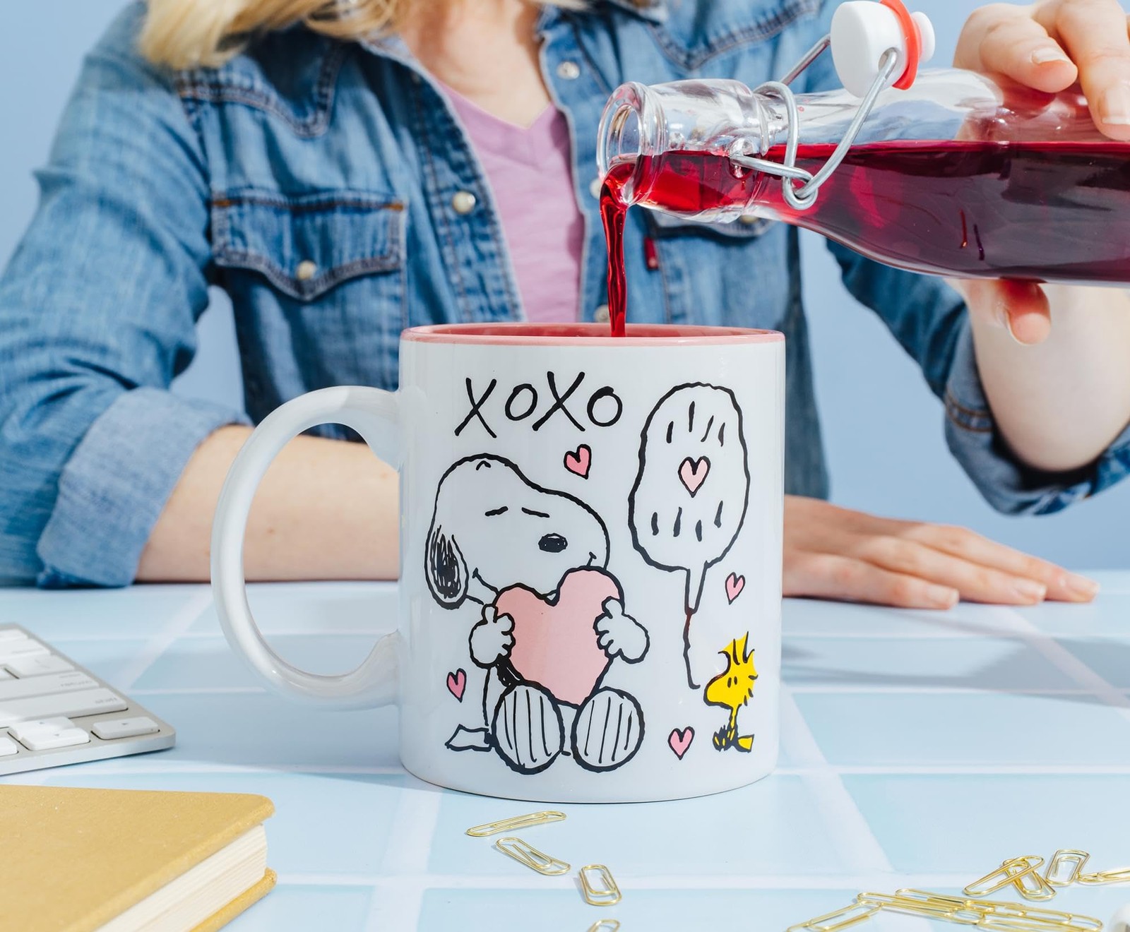 Silver Buffalo Peanuts Snoopy and Woodstock Valentine’s 20 Ounces, Multicolor