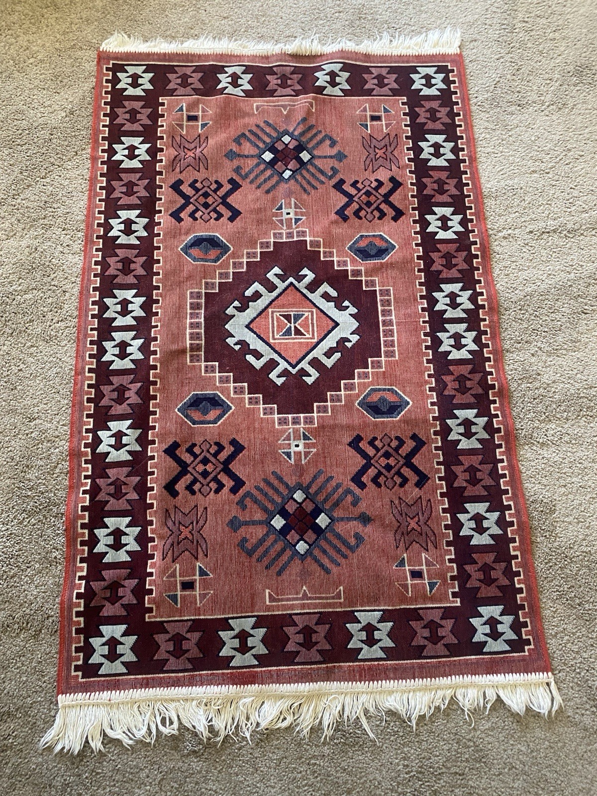 VTG Handwoven Turkish Kilm rug, Beautiful geometric patterns MCM Antique 46 x 27